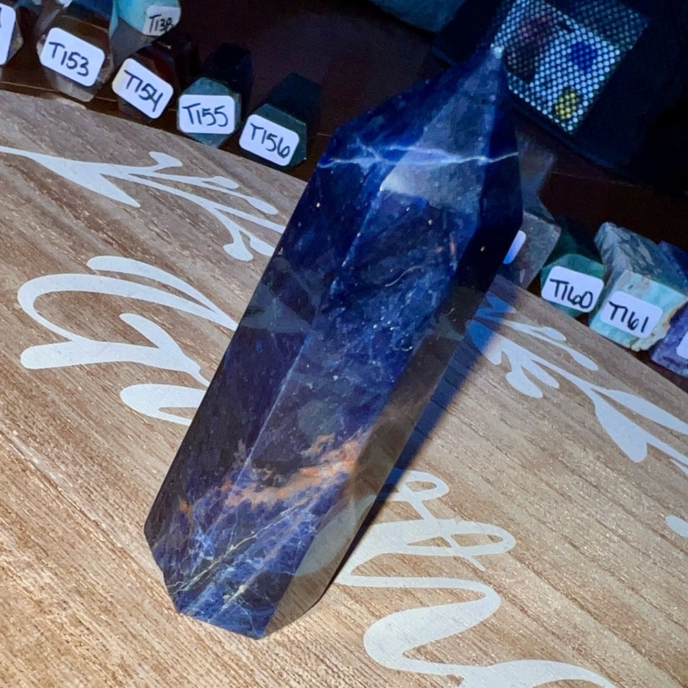Sodalite Crystal Tower (T157)